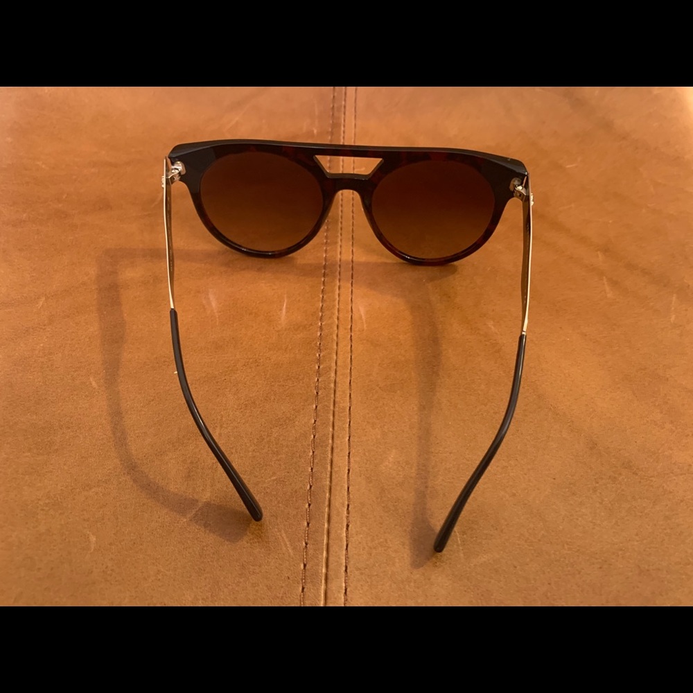 Versace Sunglasses - Picture 8 of 10